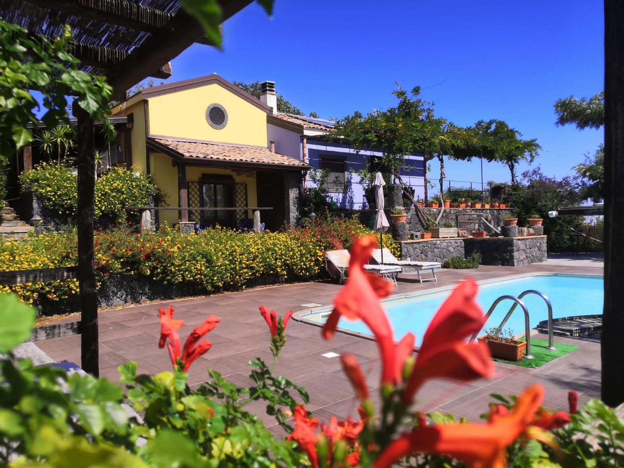 Alberto'S Mt.Etna B&B ザッフェラーナ・エトネーア エクステリア 写真